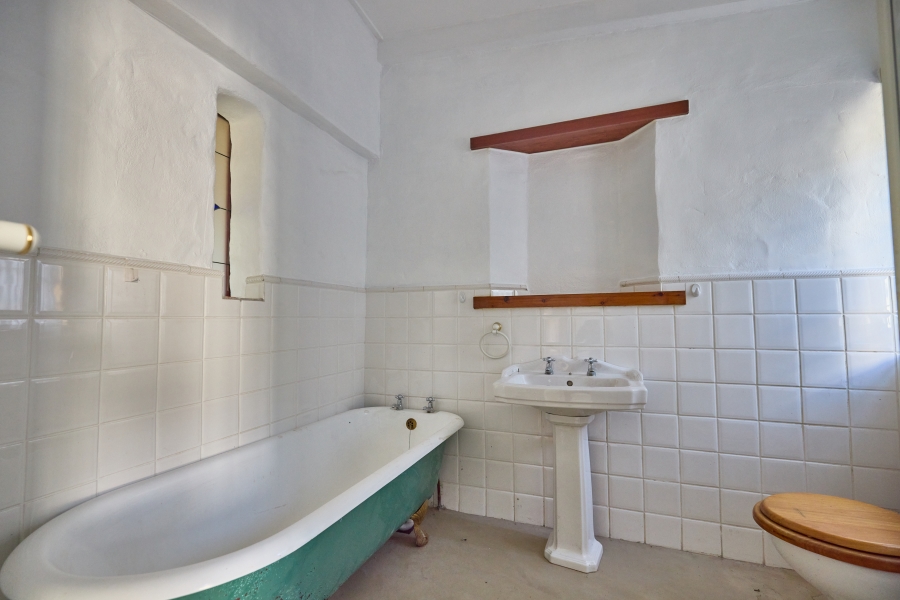 4 Bedroom Property for Sale in Capri Western Cape